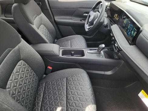 New 2026 Nissan Kicks SV w/ Cold Weather Package AWD/4WD image 11