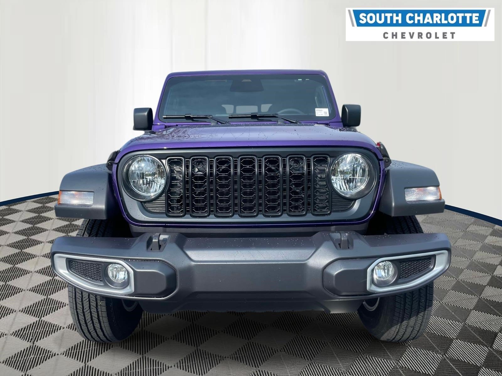 Used 2026 Jeep Gladiator Sport AWD/4WD image 2