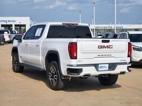 Used 2021 GMC Sierra 1500 AT4 w/ AT4 Premium Package AWD/4WD image 7