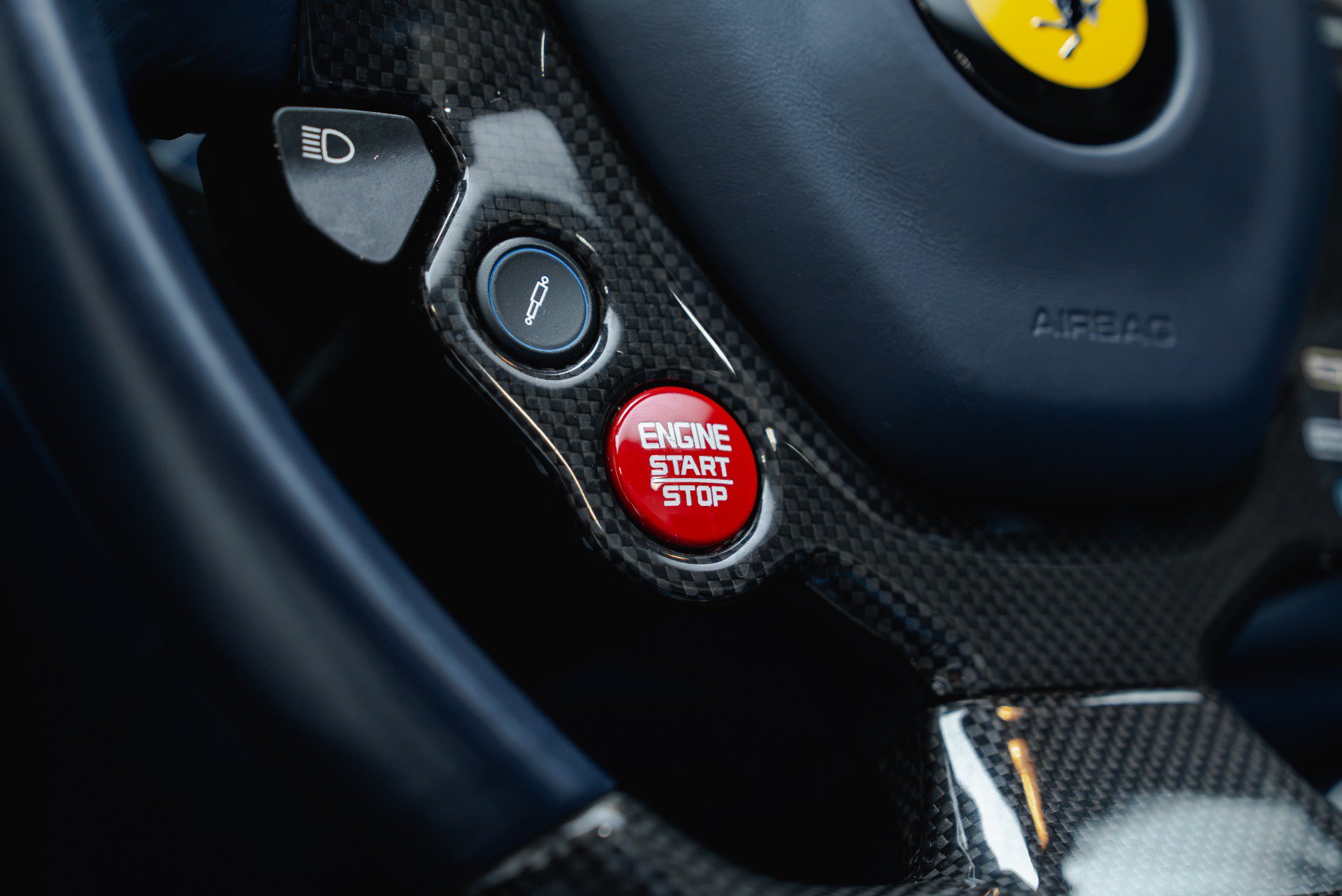 Used 2019 Ferrari 488 Spider RWD image 55