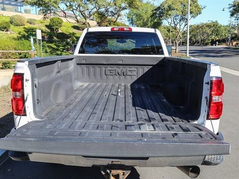 Used 2015 GMC Sierra 3500 SLT w/ Duramax Plus Package image 17