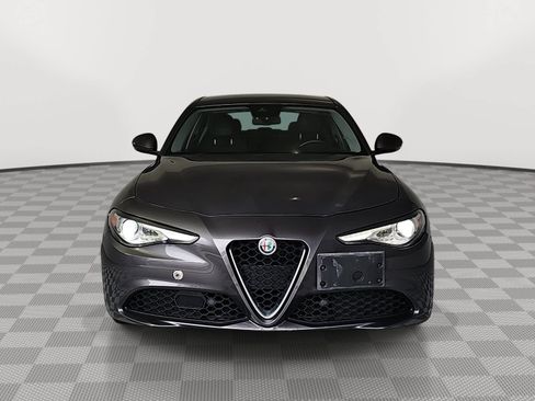 Used 2017 Alfa Romeo Giulia Ti w/ TI Performance Package AWD/4WD image 3