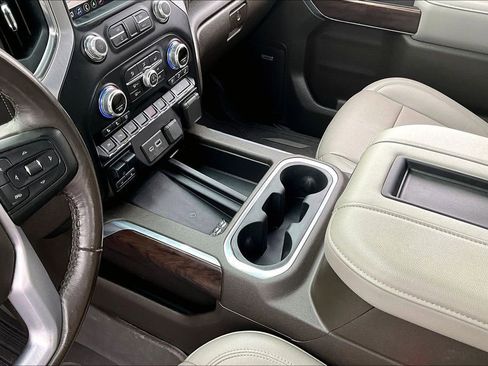 Used 2021 GMC Sierra 1500 SLT w/ SLT Premium Plus Package image 19