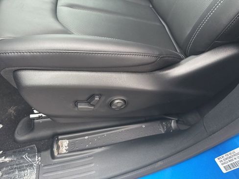 New 2026 Chrysler Pacifica Select image 18