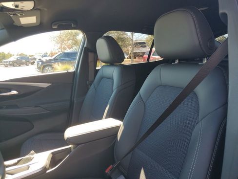 New 2026 Buick Envista Preferred image 18