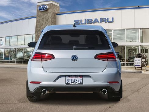 Used 2018 Volkswagen GTI SE image 5