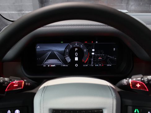 Used 2026 Land Rover Defender 110 OCTA image 61