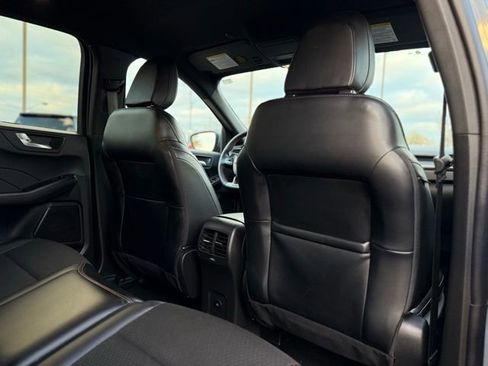 Certified 2025 Ford Escape ST-Line Elite image 19