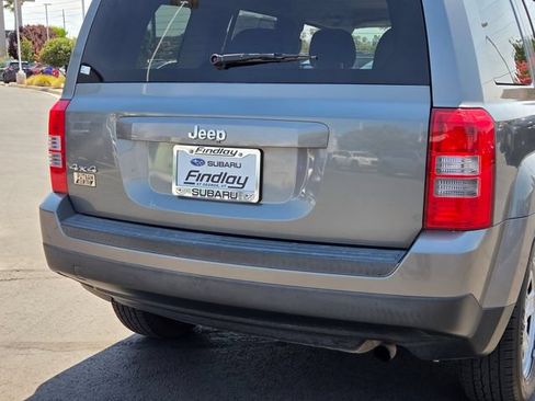 Used 2014 Jeep Patriot Sport AWD/4WD image 5