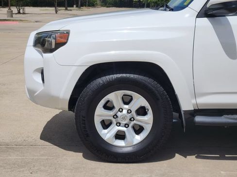 Used 2015 Toyota 4Runner SR5 RWD image 8