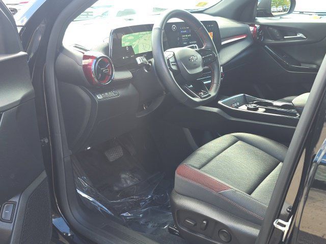 Used 2026 Chevrolet Equinox RS w/ Convenience Package III AWD/4WD image 14