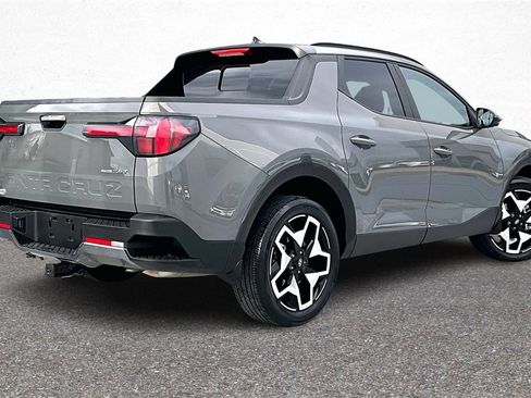 Used 2023 Hyundai Santa Cruz Limited image 7