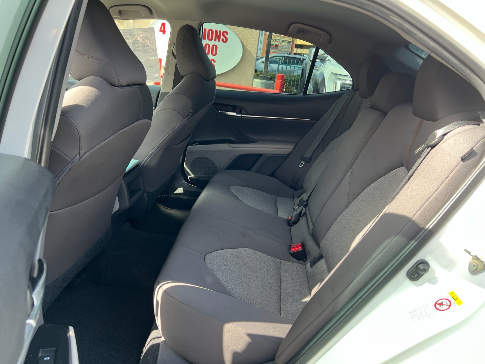 Used 2019 Toyota Camry LE FWD image 25