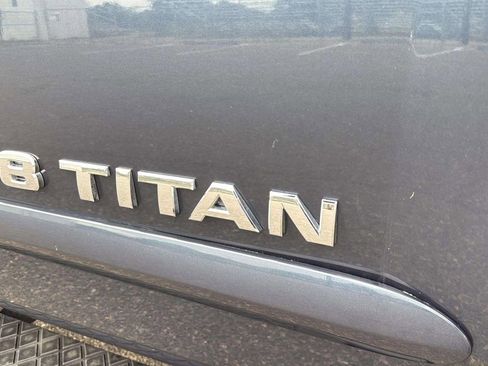 Used 2015 Nissan Titan SV w/ SV Value Truck Package image 15