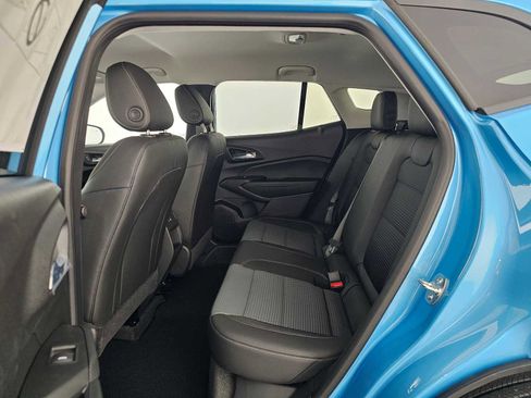 New 2026 Chevrolet Trax LT w/ Driver Confidence Package image 16