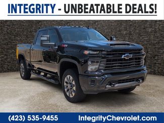 Used 2024 Chevrolet Silverado 2500 Custom w/ Custom Value Package AWD/4WD video 1