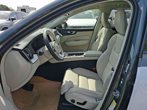 New 2026 Volvo XC60 B5 Ultra w/ Climate Package AWD/4WD image 9
