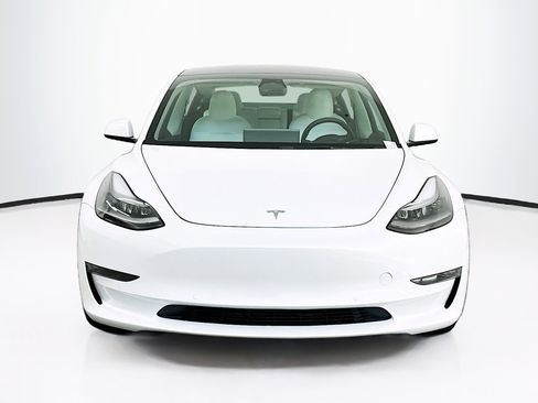 Used 2022 Tesla Model 3 Long Range image 2