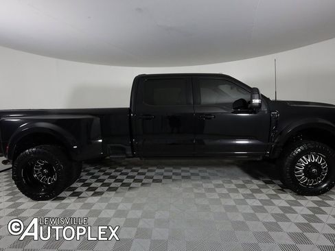 Used 2023 Ford F450 Limited w/ FX4 Off-Road Package image 4