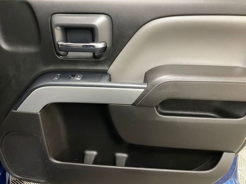 Used 2017 Chevrolet Silverado 1500 LT w/ All Star Edition image 39