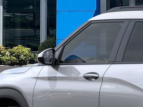 New 2025 Chevrolet TrailBlazer ACTIV w/ Convenience Package image 12