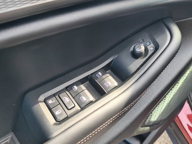 Used 2025 Jeep Grand Cherokee L Altitude AWD/4WD image 16