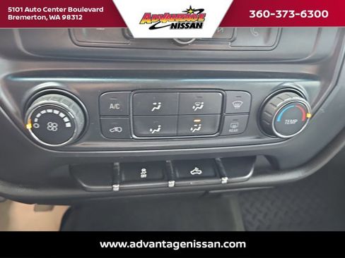 Used 2018 Chevrolet Silverado 1500 Custom image 14