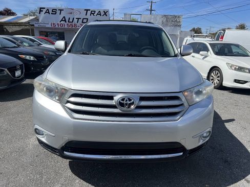 Used 2012 Toyota Highlander Limited w/ Tow Pkg image 5