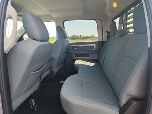 Used 2014 RAM 5500 SLT w/ Quick Order Package 29G SLT AWD/4WD image 24