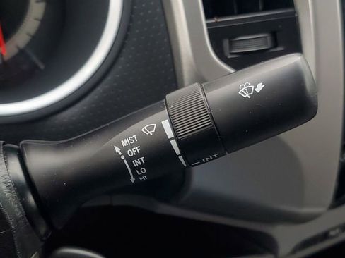 Used 2014 Toyota Tacoma PreRunner w/ SR5 Package image 16