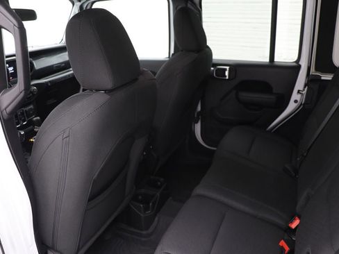 Used 2023 Jeep Wrangler Unlimited Sport AWD/4WD image 10