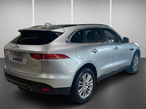 Used 2017 Jaguar F-PACE Prestige AWD/4WD image 9