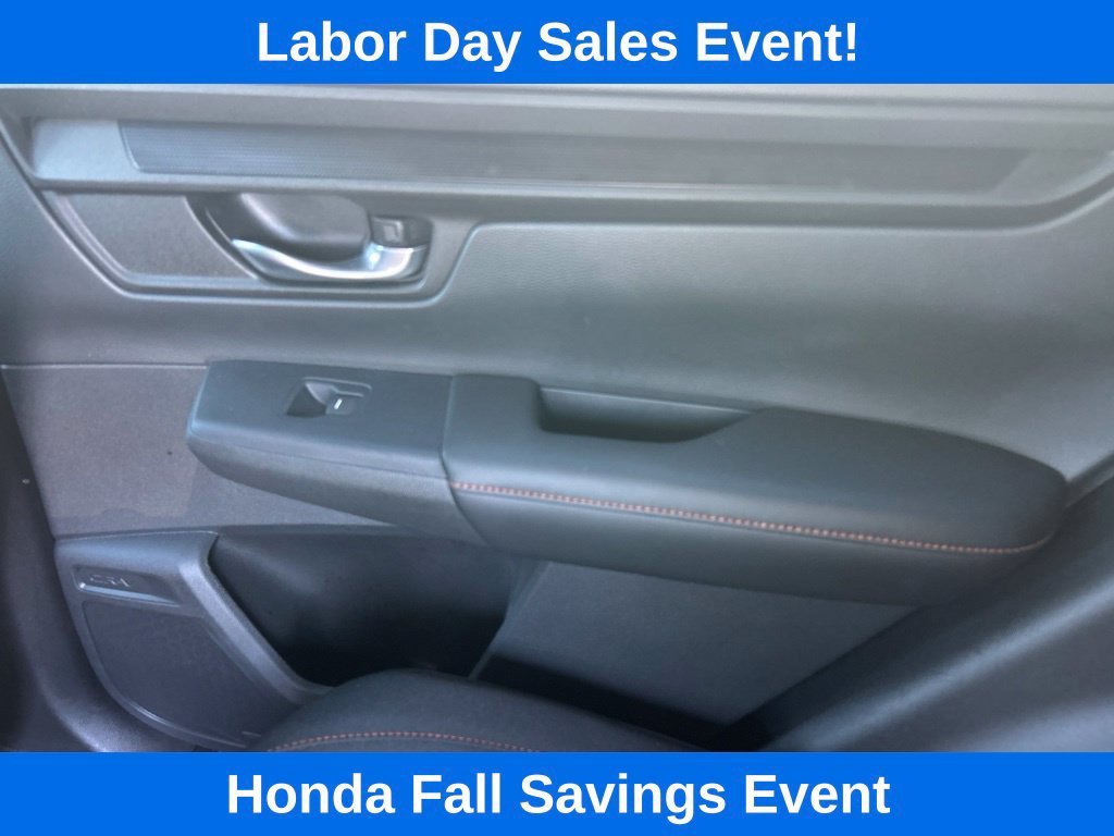 Used 2025 Honda CR-V Sport image 14