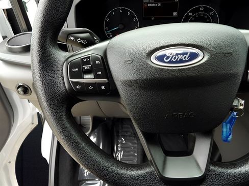 Used 2022 Ford Transit 350 XLT image 25