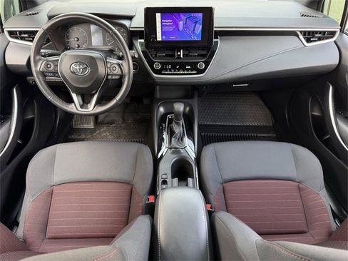 Used 2024 Toyota Corolla SE image 11