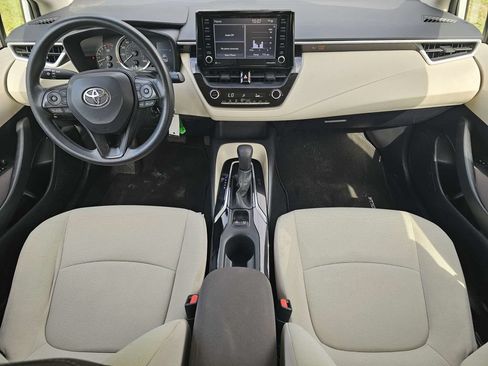 Used 2022 Toyota Corolla LE FWD image 28