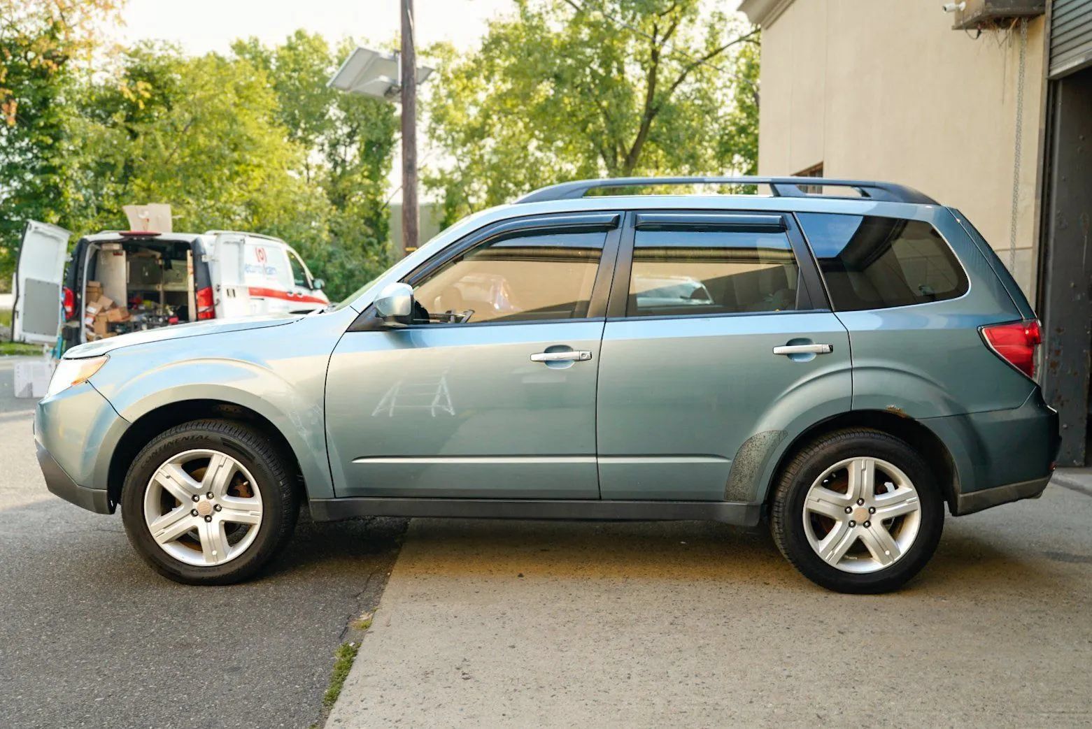 Used 2010 Subaru Forester 2.5X Premium AWD/4WD image 8