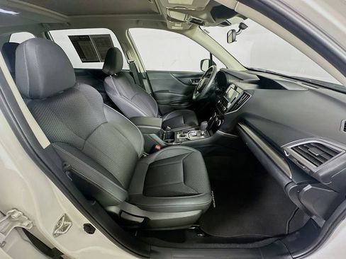 Used 2023 Subaru Forester Premium AWD/4WD image 12