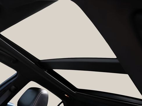 Used 2014 Chrysler 300 S RWD image 12