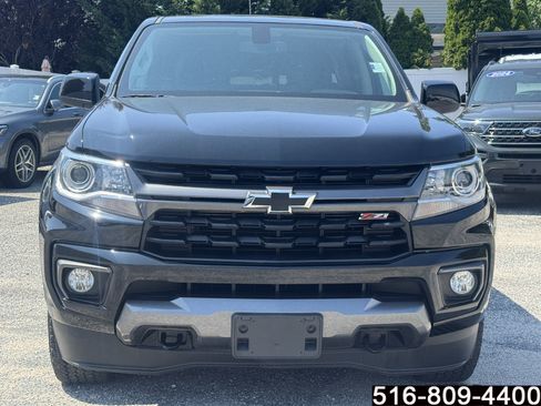 Used 2022 Chevrolet Colorado Z71 AWD/4WD image 2