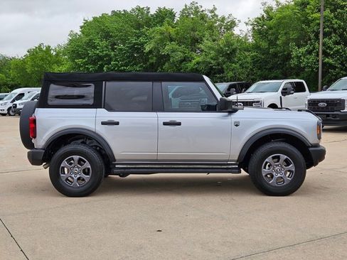 Used 2024 Ford Bronco Big Bend image 4