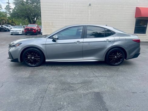 Used 2026 Toyota Camry SE w/ Multimedia Upgrade Package FWD image 2