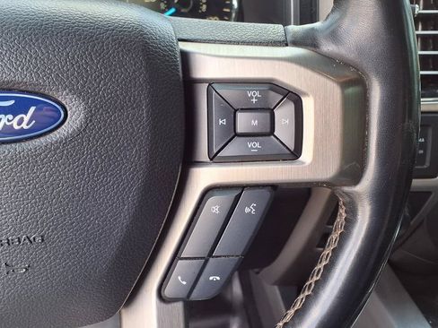 Used 2019 Ford F150 Platinum w/ Equipment Group 701A Luxury AWD/4WD image 37