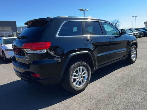 Used 2018 Jeep Grand Cherokee Laredo image 8