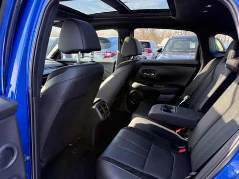 Used 2025 Acura ADX A-Spec image 13