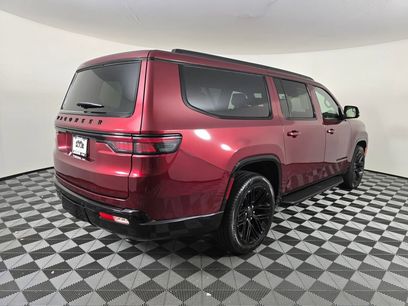 New 2025 Jeep Wagoneer L Series II w/ HD Trailer Tow Package w/25F