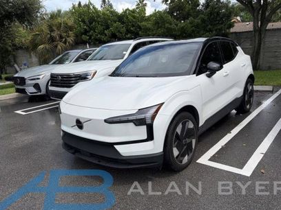 Used 2025 Volvo EX30 Plus w/ Climate Package