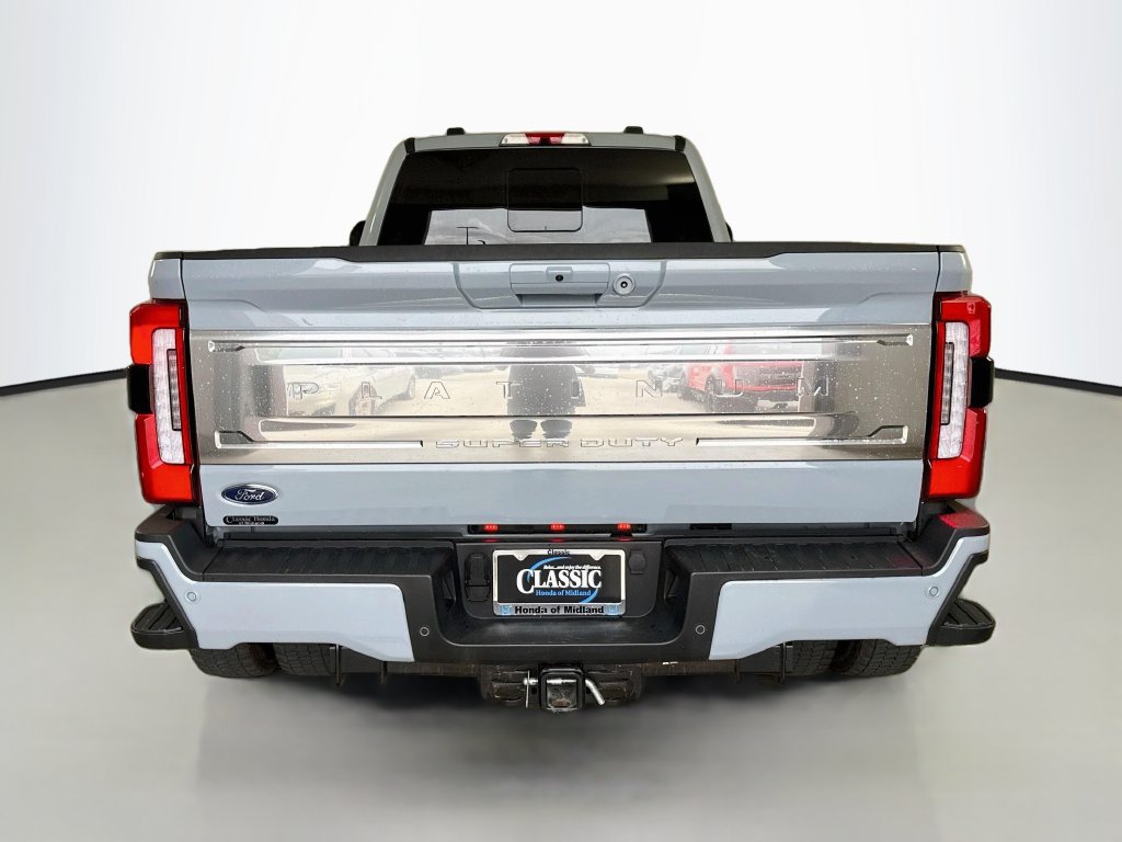 Used 2025 Ford F450 Platinum w/ Platinum Plus Package AWD/4WD image 6