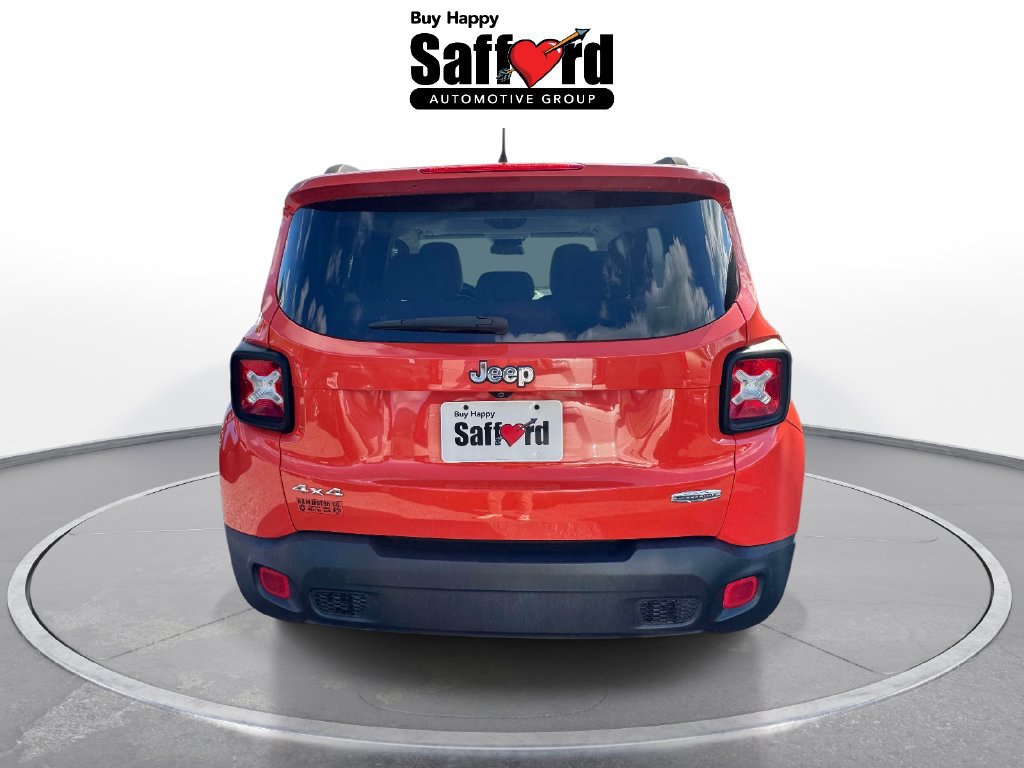 Used 2016 Jeep Renegade Latitude AWD/4WD image 4