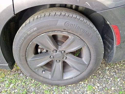 Used 2017 Dodge Charger SXT RWD image 7